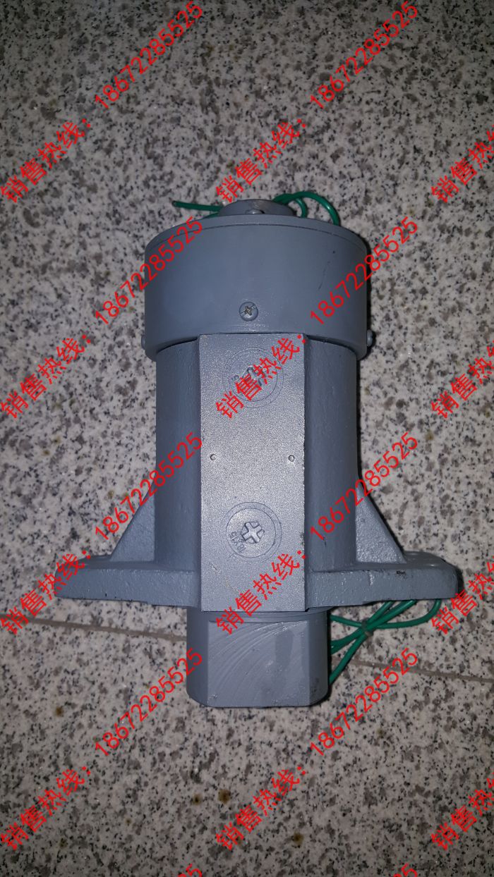 高空作業(yè)車中心回轉(zhuǎn)體